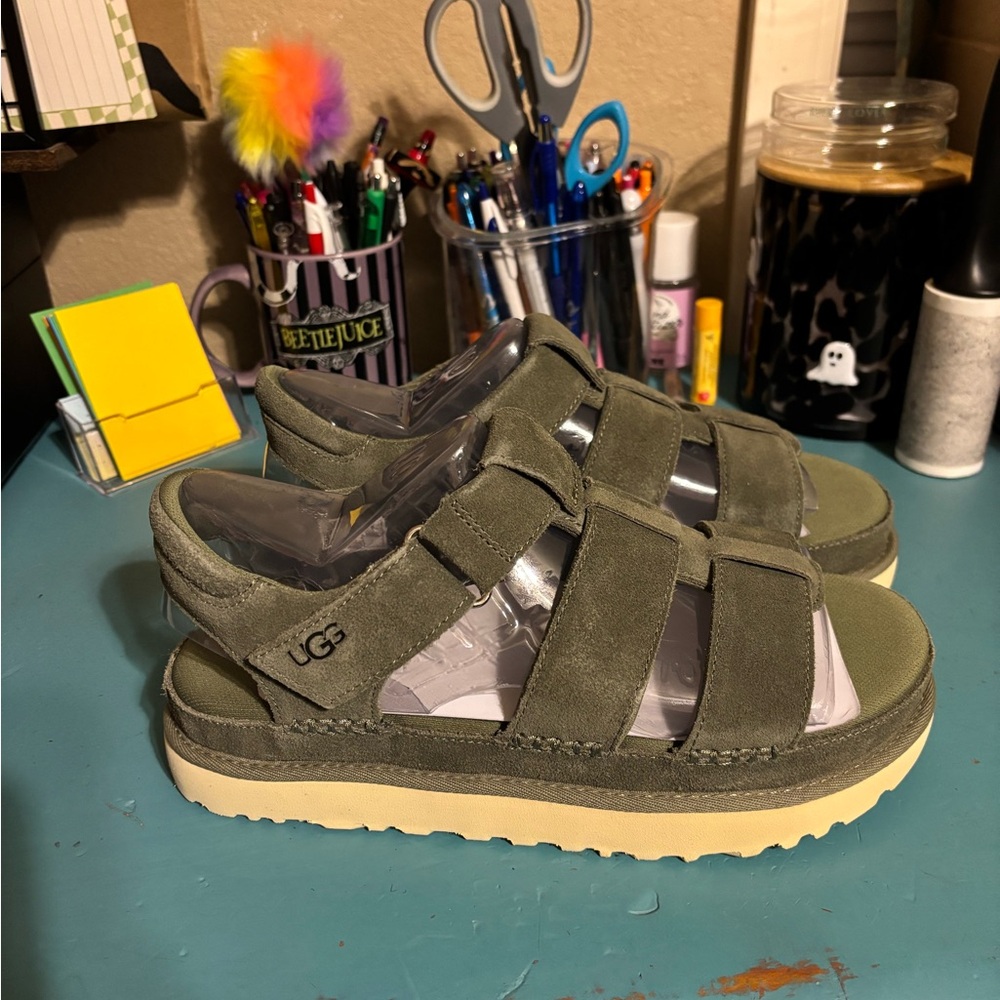 UGG Goldenstar Strap Sandal